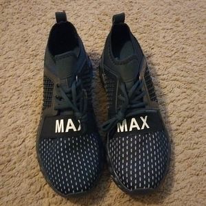 MAX running shoe